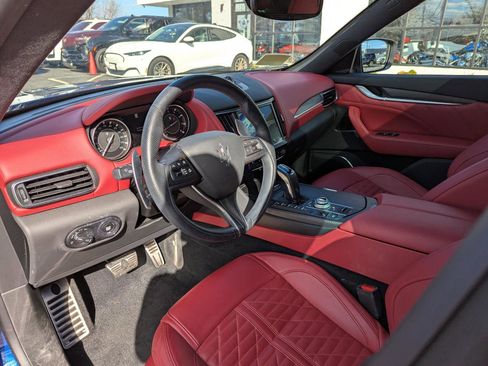 Used 2021 Maserati Levante S GranSport AWD/4WD image 3