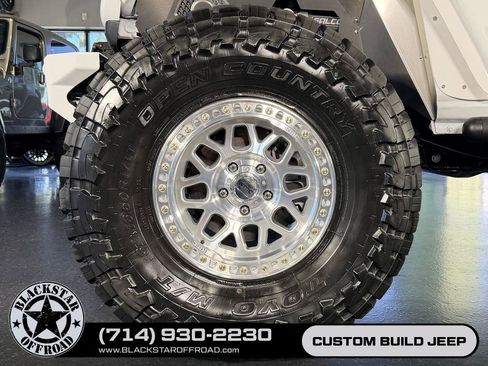 Used 2025 Jeep Wrangler Unlimited Rubicon 4xe w/ Safety Group AWD/4WD image 34