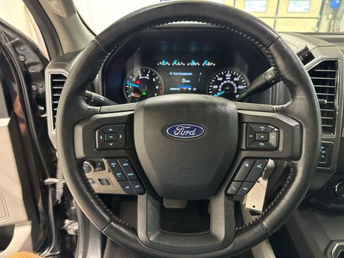Used 2019 Ford F150 XLT w/ Equipment Group 302A Luxury AWD/4WD image 25