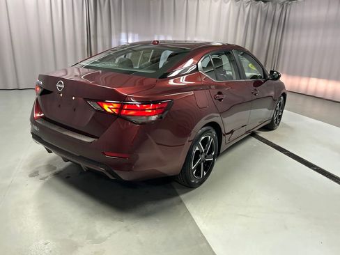 Used 2025 Nissan Sentra SV FWD image 7