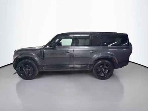 Used 2024 Land Rover Defender 130 X-Dynamic SE AWD/4WD image 2