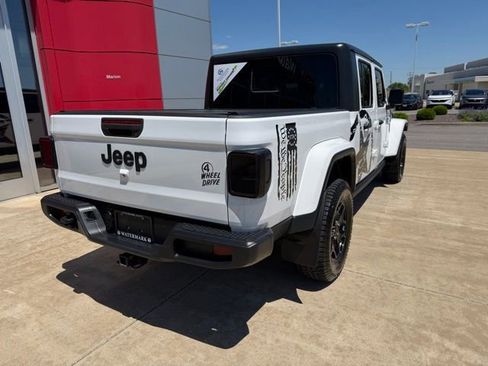 Used 2021 Jeep Gladiator Sport AWD/4WD image 4