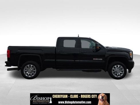 Used 2018 GMC Sierra 2500 SLT w/ All Terrain HD Package AWD/4WD image 16