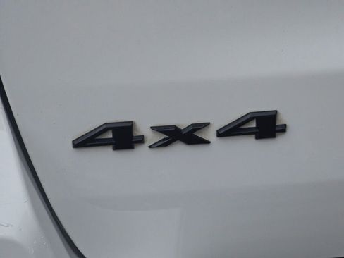 Used 2019 Jeep Grand Cherokee Altitude image 14