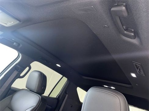 New 2026 Chevrolet Traverse LT w/ Sun and Wheel Package image 27