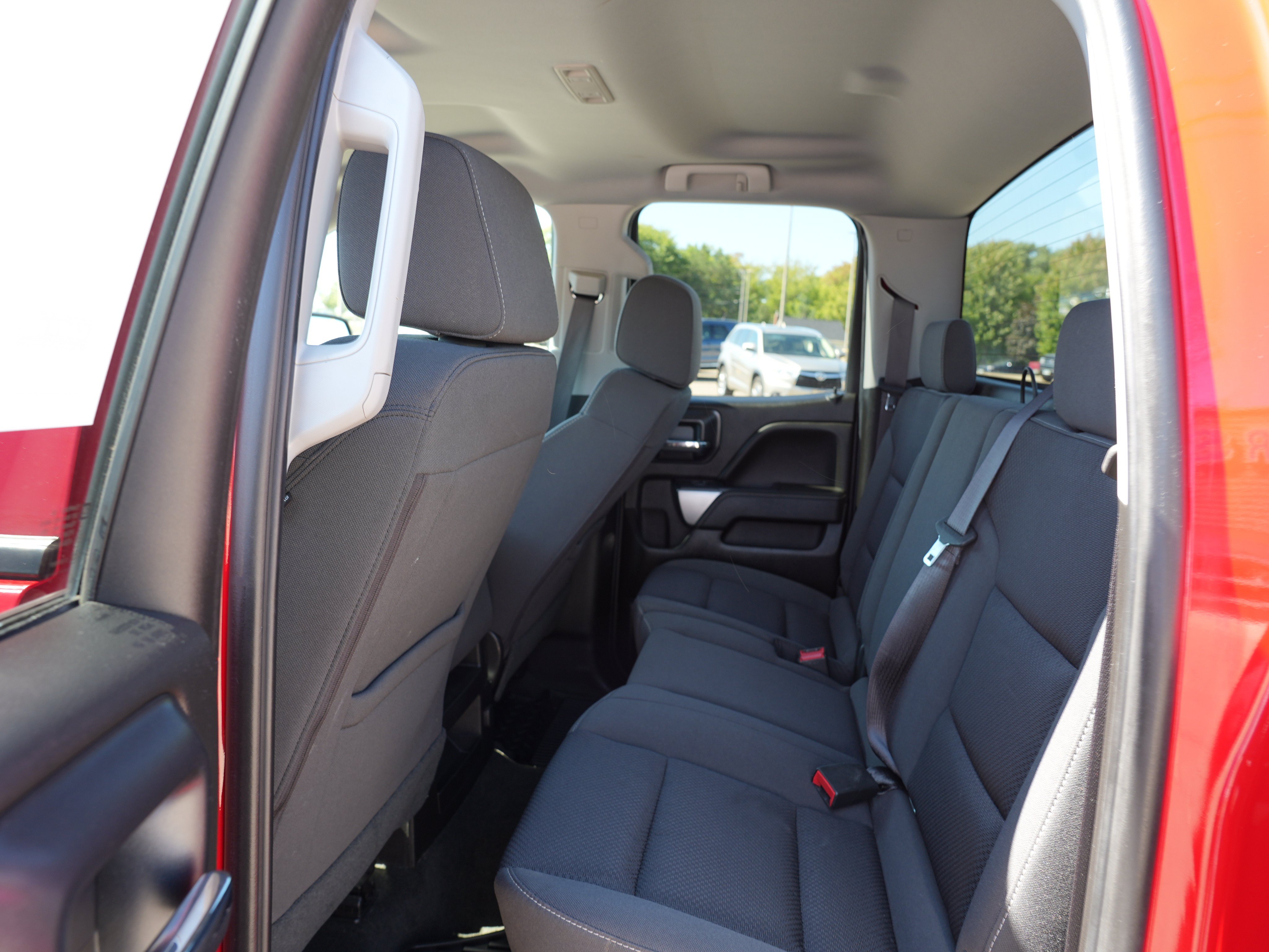 Used 2018 Chevrolet Silverado 1500 LT w/ All Star Edition AWD/4WD image 20