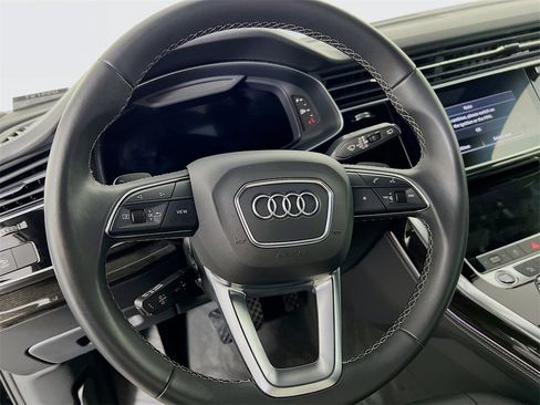 Used 2025 Audi Q7 3.0T Premium Plus image 12