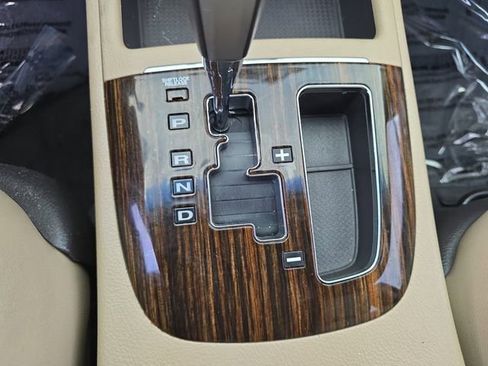 Used 2011 Hyundai Santa Fe Limited FWD image 30