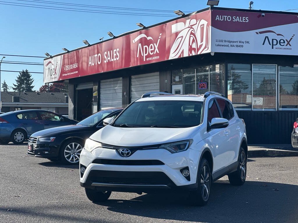 Used 2016 Toyota RAV4 XLE FWD image 1