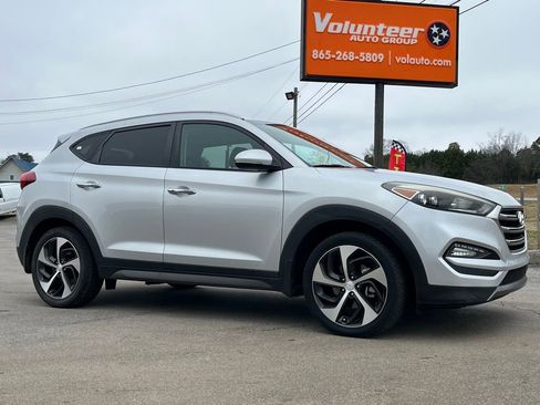 Used 2016 Hyundai Tucson Limited image 1