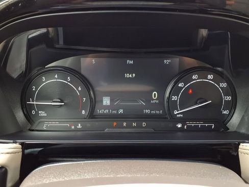 Certified 2022 Lincoln Corsair FWD w/ Equipment Group 101A image 9