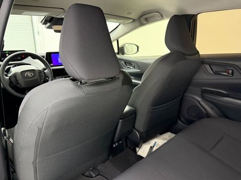 New 2026 Toyota Prius SE image 31
