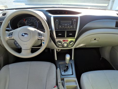 Used 2012 Subaru Forester 2.5X Premium w/ Popular Pkg 3 image 7
