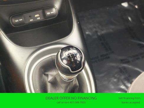 Used 2016 Kia Soul FWD image 23