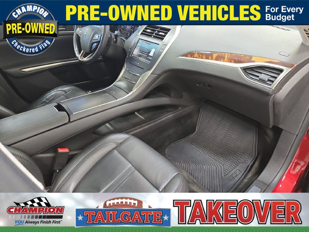 Used 2014 Lincoln MKZ w/ Equipment Group 101A Select FWD image 27