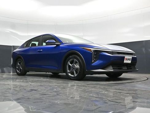 Used 2025 Kia K4 FWD image 51