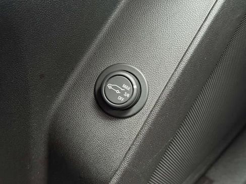 Used 2019 Chevrolet Equinox LT AWD/4WD image 19