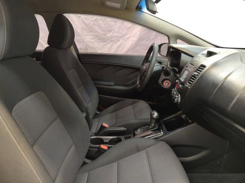 Used 2017 Kia Forte LX w/ LX Popular Package image 21