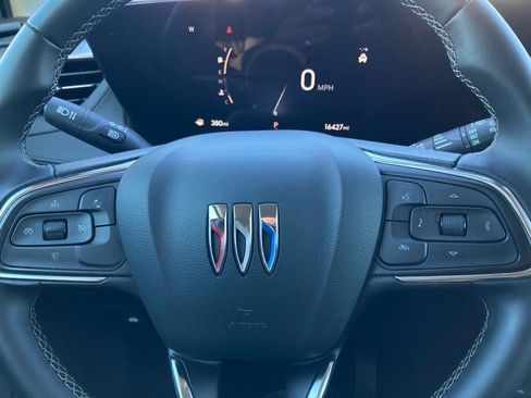 Used 2025 Buick Encore GX Preferred image 17