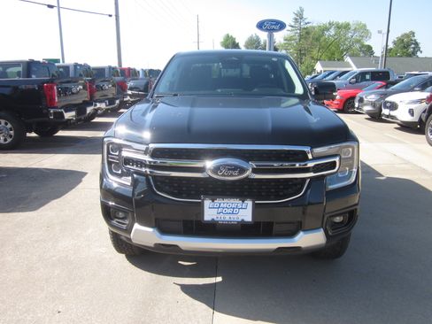 New 2025 Ford Ranger Lariat w/ Chrome Accent Package image 2