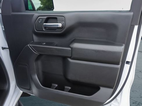 Used 2025 Chevrolet Silverado 1500 Custom Trail Boss w/ LPO, Dark Essentials Package AWD/4WD image 27