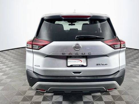 Used 2023 Nissan Rogue SV AWD/4WD image 8