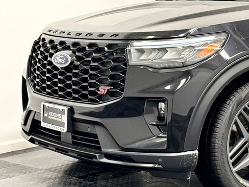 New 2026 Ford Explorer ST image 2