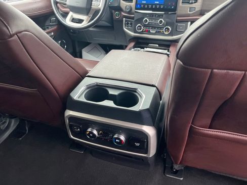 Used 2023 Ford Expedition Max Limited image 29