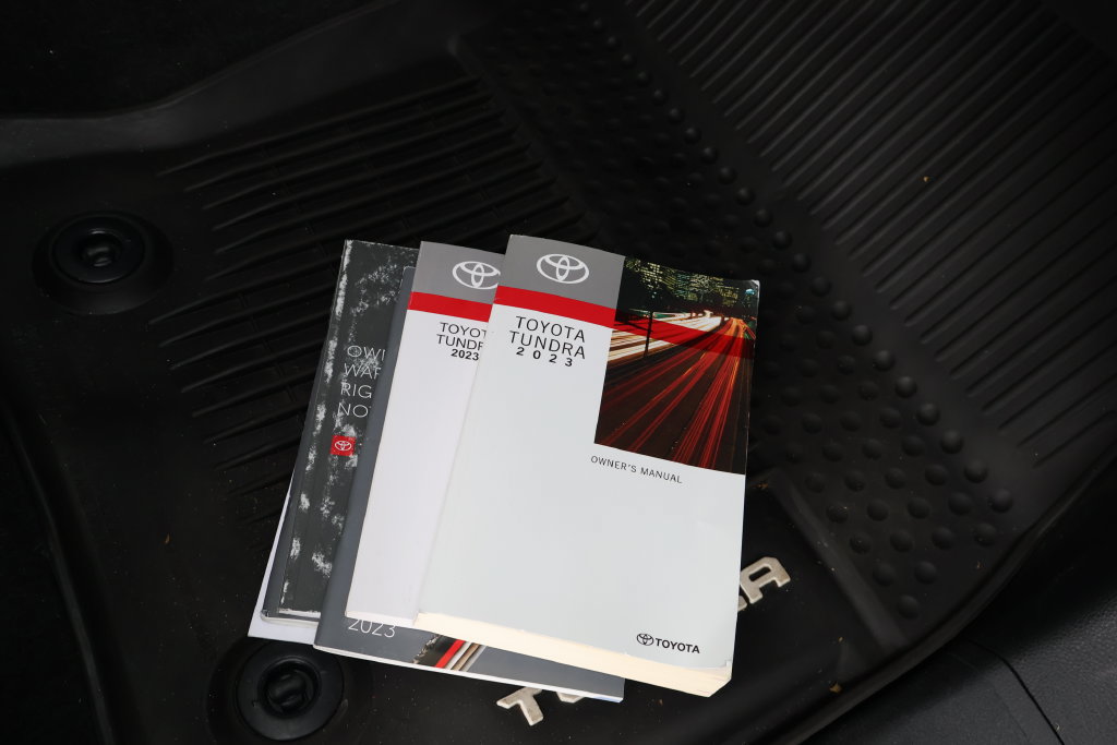 Used 2023 Toyota Tundra Limited AWD/4WD image 52