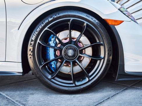 Used 2019 Porsche 911 GT3 RS RWD image 24