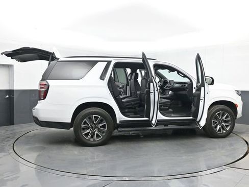 Used 2023 Chevrolet Tahoe Z71 w/ Luxury Package image 55