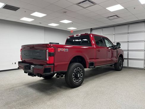 Used 2025 Ford F350 Platinum AWD/4WD image 10