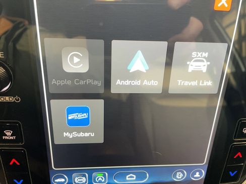 Used 2024 Subaru Crosstrek 2.0i Premium image 10