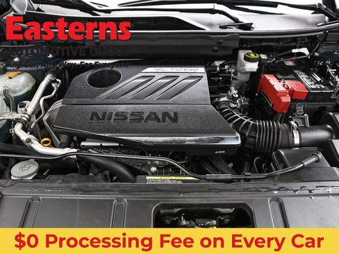 Used 2024 Nissan Rogue SV AWD/4WD image 7