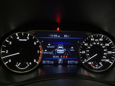 Used 2025 Nissan Altima 2.5 SV FWD image 23