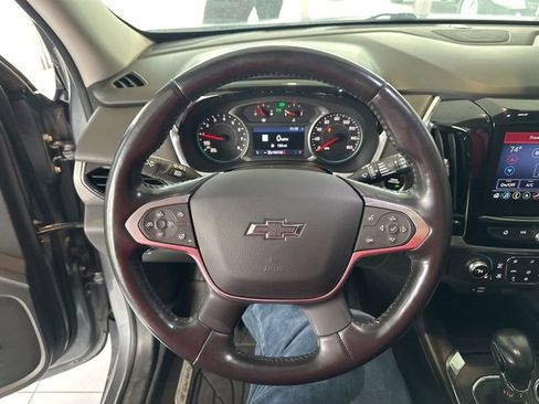 Used 2021 Chevrolet Traverse RS image 13