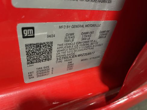 Used 2024 GMC Sierra 1500 Elevation image 28