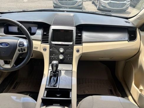 Used 2016 Ford Taurus SEL w/ Equipment Group 201A FWD image 15