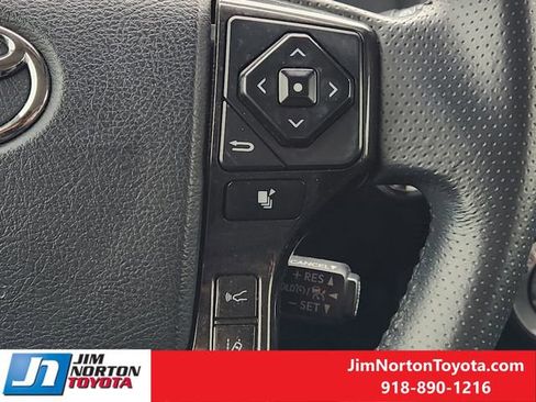 Used 2021 Toyota 4Runner TRD Off-Road Premium image 31