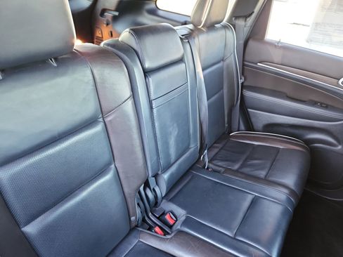 Used 2014 Jeep Grand Cherokee Overland image 19