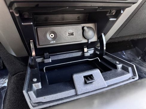 Used 2014 Ford F150 XLT w/ Equipment Group 302A Luxury image 13