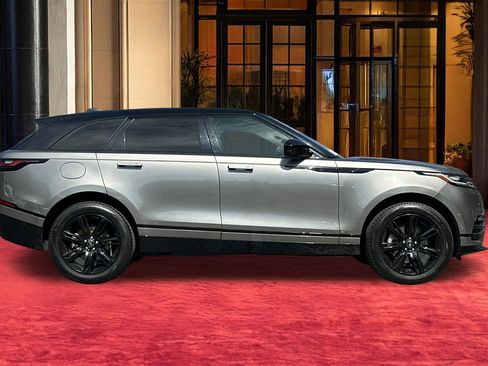 Certified 2021 Land Rover Range Rover Velar R-Dynamic S image 9