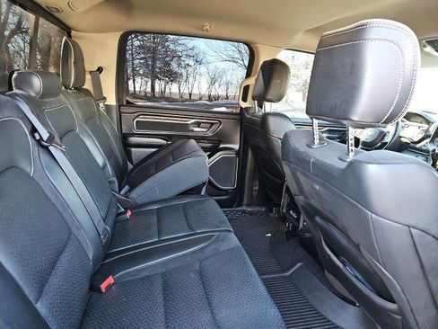 Used 2019 RAM 1500 Laramie image 15