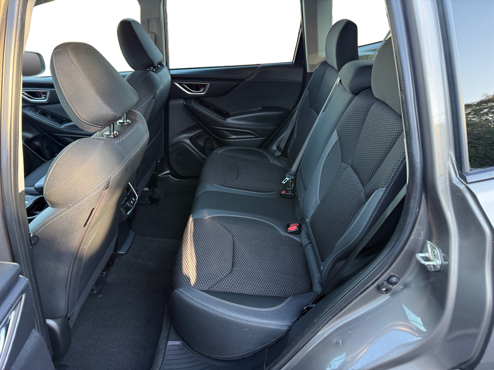 Used 2021 Subaru Forester Premium AWD/4WD image 16
