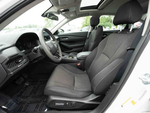 Used 2024 Honda Accord EX image 9