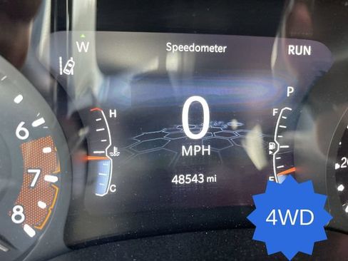 Used 2024 Jeep Compass Latitude AWD/4WD image 12