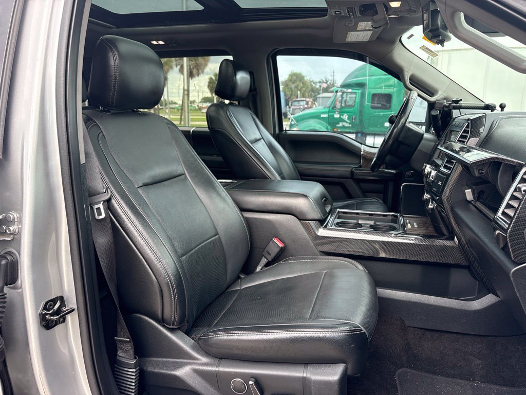 Used 2017 Ford F250 Lariat w/ Lariat Ultimate Package AWD/4WD image 20