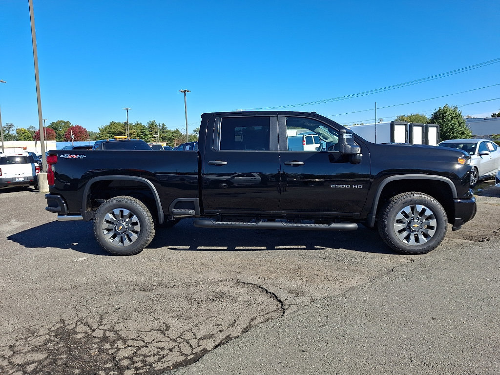 New 2026 Chevrolet Silverado 2500 Custom w/ Custom Value Package AWD/4WD image 9