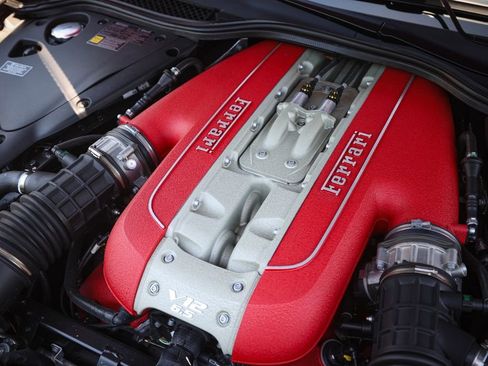 Certified 2021 Ferrari 812 GTS RWD image 27