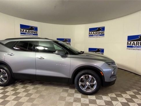 Certified 2024 Chevrolet Blazer LT w/ Convenience Package image 3